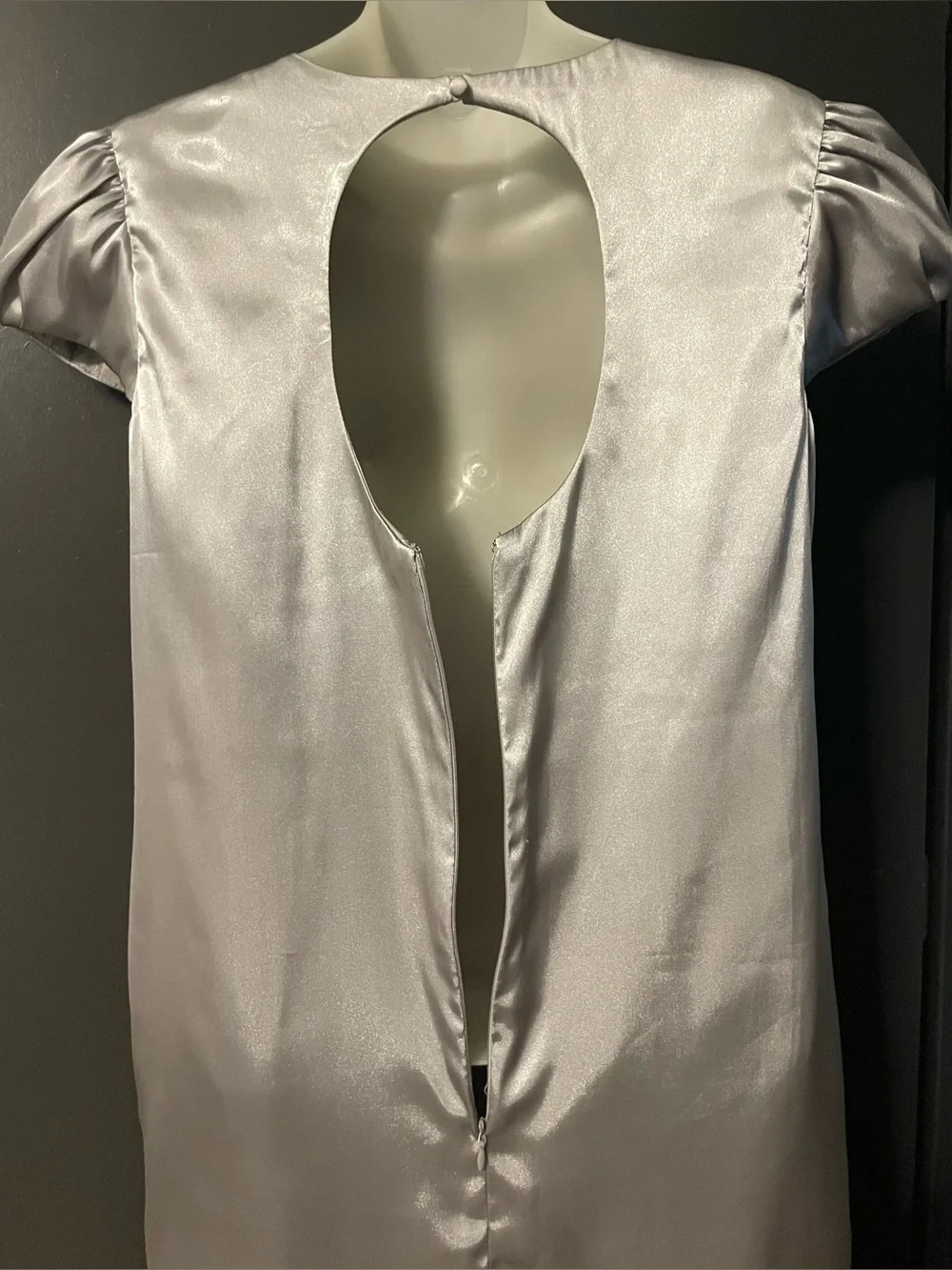 London Times Silver Satin Puff Sleeve Shift Dress Size 6 MCM vibes